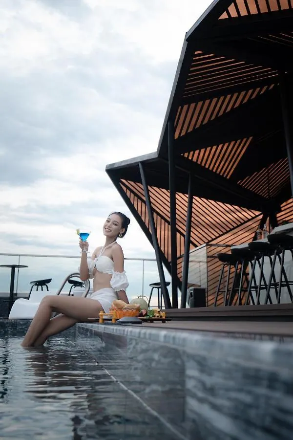 Draco Hotel & Suites 다낭